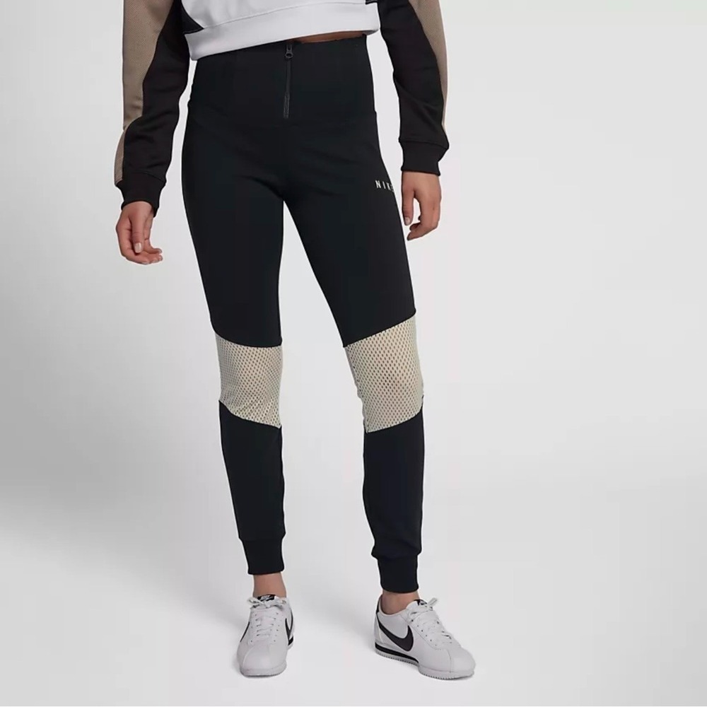 Nike Women's L Essential High Waisted Mesh Leggings Sportswear Casual Black NWT
